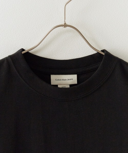Calvin Klein（カルバン・クライン）の「Calvin Klein/カルバンクライン SS RLXD STANDARD LOGO CREWNK TEE Tシャツ 秋服 冬服（Tシャツ/カットソー・メンズ・ブルー/ブラック/ホワイト・S/M/L/XL）」の4枚目の写真