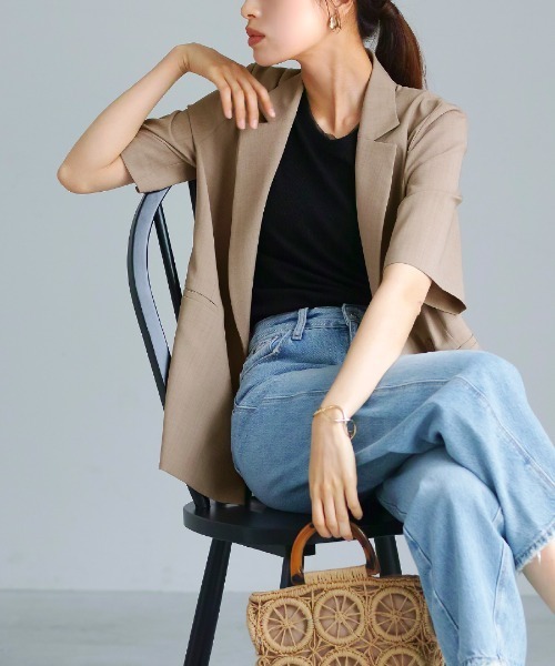 WHITE JOOLA(ホワイトジョーラ)の「洗濯機OK・接触冷感【 ドライタッチ♪サマージャケット 】クリスピーメランジ・半袖ダブルテーラードジャケット(テーラードジャケット・レディース・ブラック/モカ・M/L)」の12枚目の写真