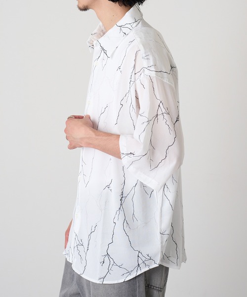 HAUS（ハウス）の「【HAUS】H/S 総柄シャツ  515047 WINS（シャツ/ブラウス・メンズ・ブラック系1/ホワイト系その他3/ホワイト系1/ブラック系その他2/ホワイト系その他2/ブラック系その他3・M/L）」の15枚目の写真