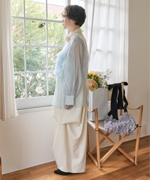 loin nuit（ロワンニュイ）の「tulle bustier design sheer shirt / チュールビスチェデザインシアーシャツ（シャツ/ブラウス・レディース・アイボリー/ブルー・FREE）」の16枚目の写真