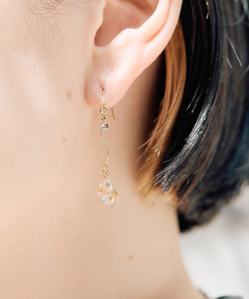 ear PAPILLONNER(イアパピヨネ)の「インクルージョンピアス(ピアス(両耳用)・レディース・シルバー/ゴールド・FREE)」の17枚目の写真