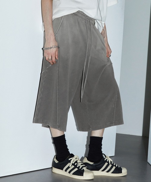 SWAGVIBE(スワッグバイブ)の「【SWAGVIBE】Faded Gradation Sweat Shorts(スウェットパンツ・メンズ・グレー/ブラック/ダークブラウン・S/M/L)」の21枚目の写真