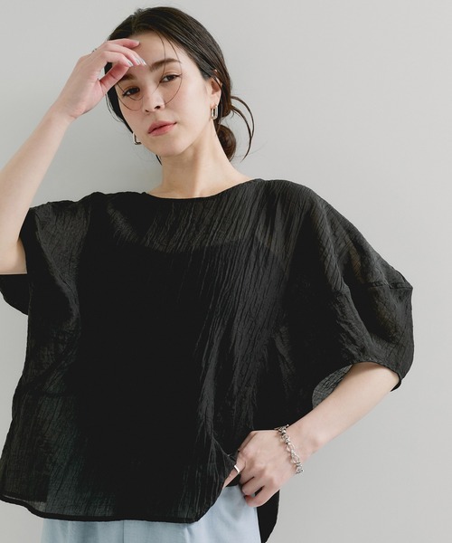 le cercle ADAM ET ROPE'(ルセルクルアダムエロペ)の「シアードルマンブラウス(シャツ/ブラウス・レディース・ブラック/ダークラベンダー/キナリ・FREE)」の2枚目の写真