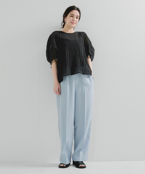 le cercle ADAM ET ROPE'(ルセルクルアダムエロペ)の「シアードルマンブラウス(シャツ/ブラウス・レディース・ブラック/ダークラベンダー/キナリ・FREE)」の5枚目の写真