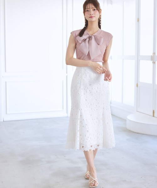 AND COUTURE(アンドクチュール)の「スカラレースマーメイドスカート(スカート・レディース・ミント/オフホワイト/ブラック・SMALL/MEDIUM)」の9枚目の写真