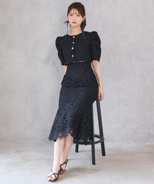AND COUTURE(アンドクチュール)の「スカラレースマーメイドスカート(スカート・レディース・ミント/オフホワイト/ブラック・SMALL/MEDIUM)」の11枚目の写真