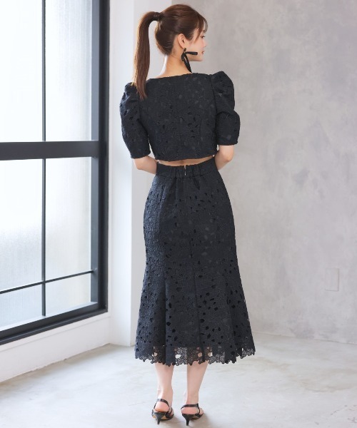 AND COUTURE(アンドクチュール)の「スカラレースマーメイドスカート(スカート・レディース・ミント/オフホワイト/ブラック・SMALL/MEDIUM)」の13枚目の写真