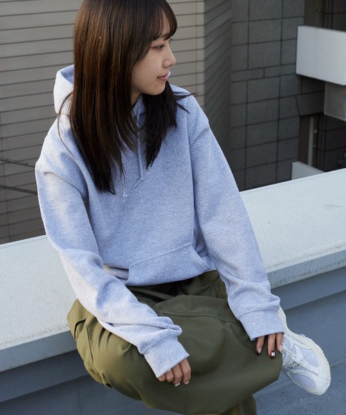 United Athle（ユナイテッドアスレ）の「10.0oz スウェット 裏起毛 プルオーバーパーカー/フーディー 無地 ユニセックス ルーズシルエット 夏服（パーカー・メンズ・パープル/サンドベージュ/ネイビー/ダークブラウン/ライトグリーン/バーガンディー/ホワイト/ブラック/オリーブ/アッシュ/グレー/ヘザーグレー・L/S/XL/M）」の4枚目の写真