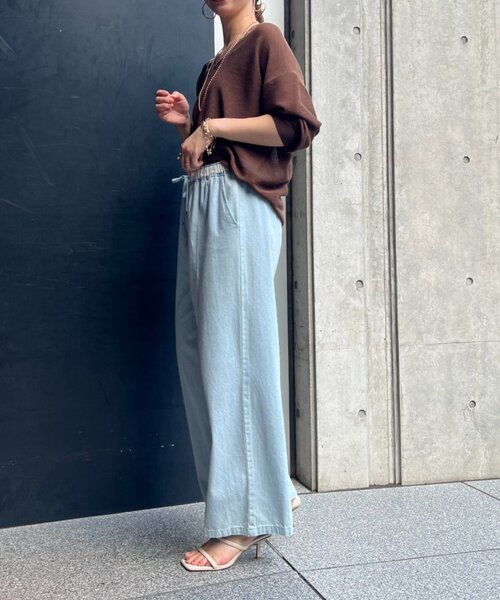 Jena espace merveilleux（ジェナ　エスパスメルヴェイユ）の「【2サイズ展開/オールシーズン◎】デニムイージーパンツ（デニムパンツ・レディース・ブラック/ブルー系その他/ブルー・FREE/1/2）」の14枚目の写真