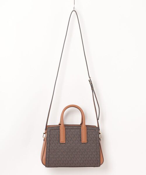 MICHAEL KORS(マイケルコース)の「LAILA サッチェル スモール - MKシグネチャー(ハンドバッグ・レディース・ブラウン系その他・FREE)」の6枚目の写真