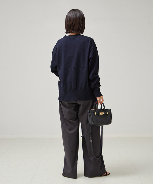 journal standard L'essage(ジャーナルスタンダードレサージュ)の「Washable/victriaデザインカーディガン(カーディガン/ボレロ・レディース・チャコールグレー/ベージュ/ネイビー・FREE)」の10枚目の写真