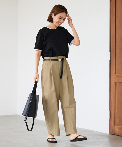 FRAMeWORK（フレームワーク）の「コットンナイロンクロップドパンツ（スラックス・レディース・ベージュ・36/38/40）」の2枚目の写真