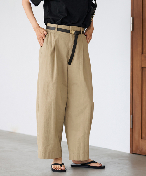 FRAMeWORK（フレームワーク）の「コットンナイロンクロップドパンツ（スラックス・レディース・ベージュ・36/38/40）」の8枚目の写真