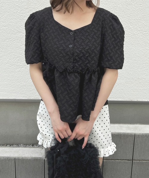 frunco(フランコ)の「ジャガードブラウス(シャツ/ブラウス・レディース・ブルー/ブラック/ホワイト・MEDIUM)」の2枚目の写真