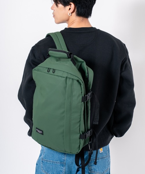 Rivel(リヴェル)の「【BIENOTI】トラベルバッグ バックパック 2WAY 24L(バックパック/リュック・メンズ・クリーム/レッド/オレンジ/イエロー/カーキ/ブラック・FREE)」の4枚目の写真
