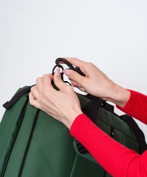 Rivel(リヴェル)の「【BIENOTI】トラベルバッグ バックパック 2WAY 24L(バックパック/リュック・メンズ・クリーム/レッド/オレンジ/イエロー/カーキ/ブラック・FREE)」の13枚目の写真