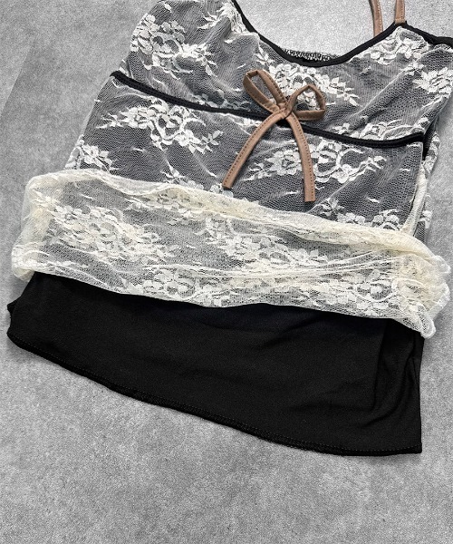 GOLDS♡リボンブローチ付き♡総レース♡肩紐ビジュープレート♡キャミトップス moment+ ワンピース フラワーストレッチレースフロントスリット
