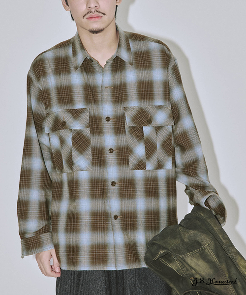 JOURNAL STANDARD J.S HOMESTEAD（ジャーナルスタンダードホームステッド）の「J.S.Homestead / インディゴ チェック ミリタリー シャツ（シャツ/ブラウス・メンズ・コバルトブルー/ブラック/ブラウン系その他/チャコールグレー・MEDIUM/LARGE）」の3枚目の写真