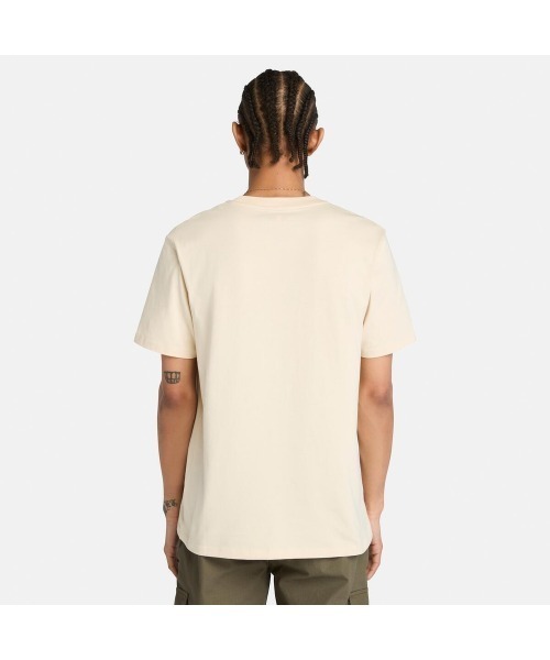 Timberland(ティンバーランド)の「半袖 ツリーロゴ パッチ Tシャツ メンズ(Tシャツ/カットソー・メンズ・ライトホワイト・SMALL/MEDIUM/LARGE/X-LARGE/XX-LARGE/X-SMALL/XXX-LARGE)」の4枚目の写真