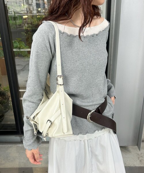 mystic（ミスティック）の「loti ベルトデザインショルダー（ショルダーバッグ・レディース・アイボリー/ブラック・ONE SIZE）」の8枚目の写真