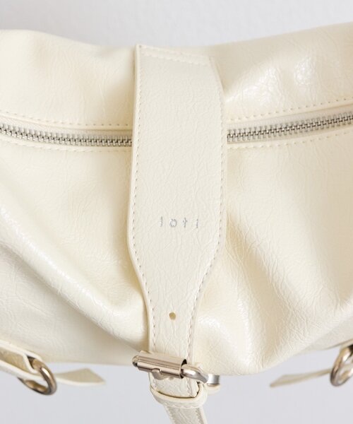 mystic（ミスティック）の「loti ベルトデザインショルダー（ショルダーバッグ・レディース・アイボリー/ブラック・ONE SIZE）」の12枚目の写真