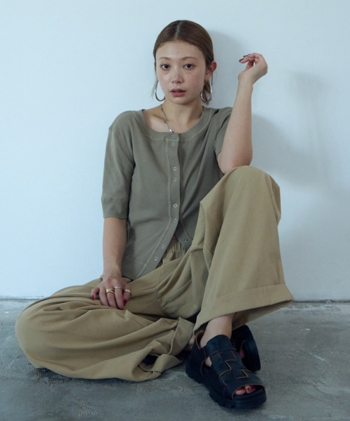 HANNE（アン）の「サーマルハーフスリーブスナップカーディガン（カーディガン/ボレロ・レディース・ブラック/カーキ/ホワイト・FREE）」の8枚目の写真