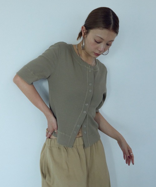 HANNE（アン）の「サーマルハーフスリーブスナップカーディガン（カーディガン/ボレロ・レディース・ブラック/カーキ/ホワイト・FREE）」の10枚目の写真