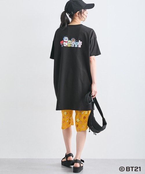 SMILE LAND(スマイルランド)の「【BT21】ゆるシルエットプリントチュニックTシャツ<大きいサイズ有>(Tシャツ/カットソー・レディース・ブラック/杢グレー/ライトパープル/カーキ系/ネイビー系・S~M/L~LL/3L~4L/5L~6L)」の21枚目の写真