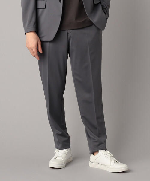 COMME CA MEN(コムサメン)の「【セットアップ対応】マイクロメッシュエアージャージー テーパードパンツ(スラックス・メンズ・グレー/ブラック/ネイビー・XL/L/M/S/XS)」の1枚目の写真