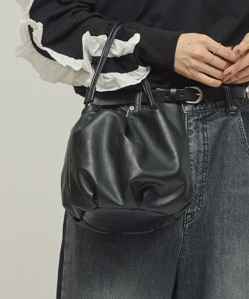 Firsthand（ファーストハンド）の「Firsthand/ファーストハンド レザー 3WAY キンチャクバッグ / 牛革 / 撥水レザー（ハンドバッグ・レディース・ブラック・ONE SIZE）」の12枚目の写真