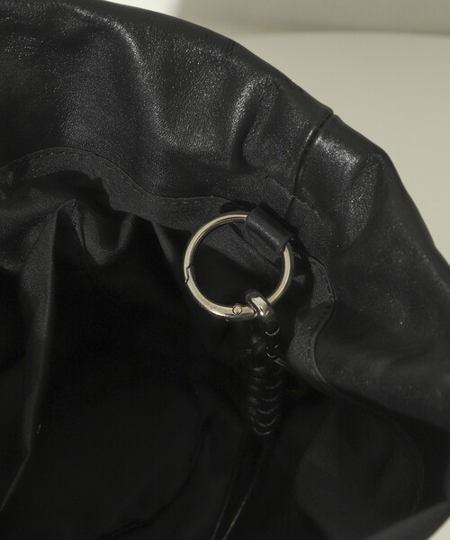 Firsthand（ファーストハンド）の「Firsthand/ファーストハンド レザー 3WAY キンチャクバッグ / 牛革 / 撥水レザー（ハンドバッグ・レディース・ブラック・ONE SIZE）」の20枚目の写真