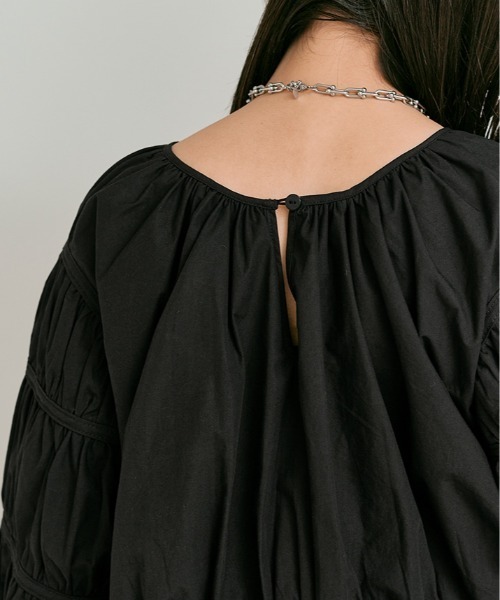W:Huku(フーク)の「タイプライター 切り替え シャーリング トップス /Cotton Typewriter Shirring Flare Top(シャツ/ブラウス・レディース・オフホワイト/グレー/ブラック・FREE)」の19枚目の写真