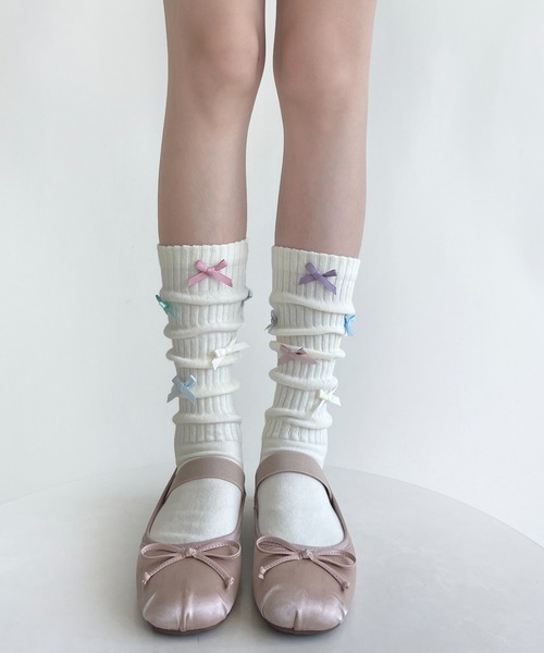 Burner(バーナー)の「【OKUOKU 0909】マルチ リボン付き ガーリーソックス oku-socks-806622335886-11(ソックス/靴下・レディース・オフホワイト/ホワイト/ブルーグレー/スモークピンク/ブラック・FREE)」の2枚目の写真