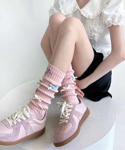 Burner(バーナー)の「【OKUOKU 0909】マルチ リボン付き ガーリーソックス oku-socks-806622335886-11(ソックス/靴下・レディース・オフホワイト/ホワイト/ブルーグレー/スモークピンク/ブラック・FREE)」の8枚目の写真