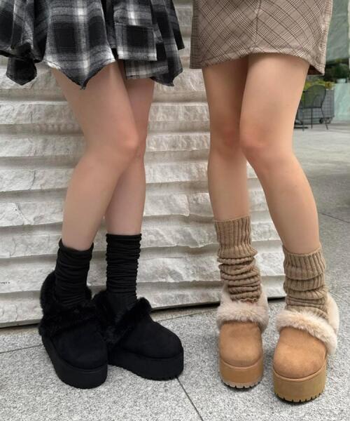 ESPERANZA（エスペランサ）の「SNSで話題！厚底2WAYフェイクムートンサボ（ブーツ・レディース・キャメル/ブラック系/アイボリー系2・S/M/L/LL）」の5枚目の写真