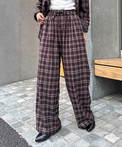 WILLOW（ウィロー）の「【willow】チェックイージーパンツ（その他パンツ・レディース・ネイビー/ブラウン・MEDIUM/SMALL）」の4枚目の写真