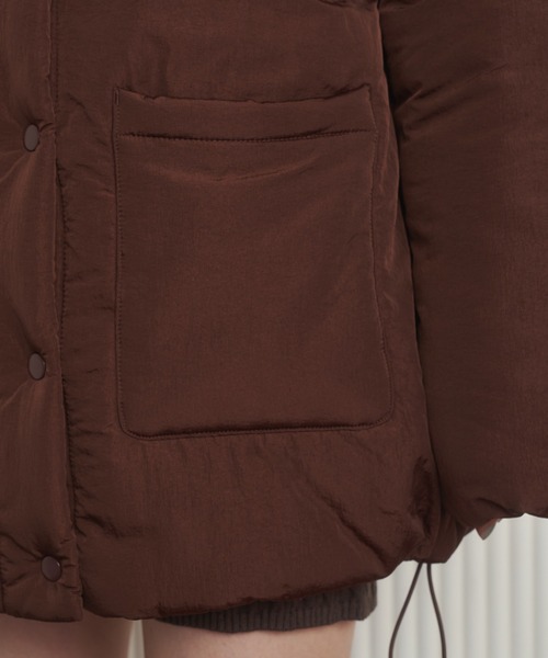 REMOON（リムーン）の「スタンドカラーボリュームミディコート（ダウンジャケット/コート・レディース・アイボリー/イエロー/ブラウン・FREE）」の21枚目の写真