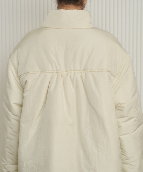 REMOON（リムーン）の「スタンドカラーボリュームミディコート（ダウンジャケット/コート・レディース・アイボリー/イエロー/ブラウン・FREE）」の19枚目の写真