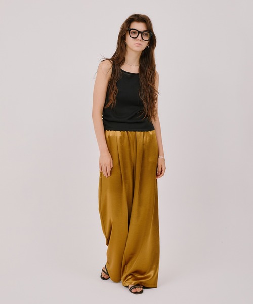 LIENCOEUR（リアンクール）の「ラスターサテンストレートパンツ（その他パンツ・レディース・アイボリー/ブラック/イエロー・FREE）」の22枚目の写真