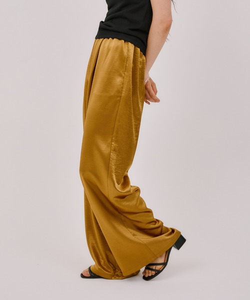 LIENCOEUR（リアンクール）の「ラスターサテンストレートパンツ（その他パンツ・レディース・アイボリー/ブラック/イエロー・FREE）」の17枚目の写真