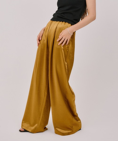 LIENCOEUR（リアンクール）の「ラスターサテンストレートパンツ（その他パンツ・レディース・アイボリー/ブラック/イエロー・FREE）」の15枚目の写真