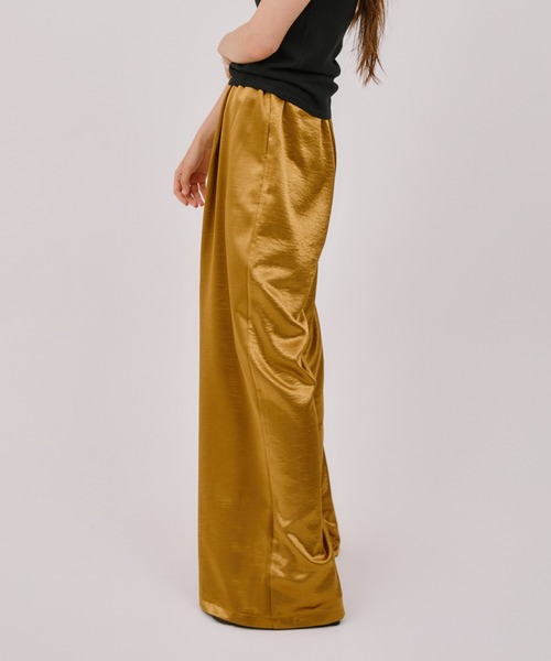 LIENCOEUR（リアンクール）の「ラスターサテンストレートパンツ（その他パンツ・レディース・アイボリー/ブラック/イエロー・FREE）」の18枚目の写真