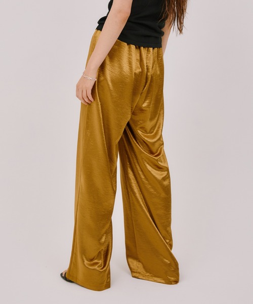 LIENCOEUR（リアンクール）の「ラスターサテンストレートパンツ（その他パンツ・レディース・アイボリー/ブラック/イエロー・FREE）」の20枚目の写真