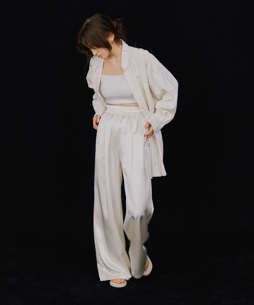 LIENCOEUR（リアンクール）の「ラスターサテンストレートパンツ（その他パンツ・レディース・アイボリー/ブラック/イエロー・FREE）」の9枚目の写真