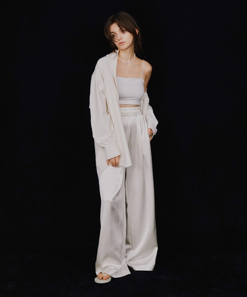 LIENCOEUR（リアンクール）の「ラスターサテンストレートパンツ（その他パンツ・レディース・アイボリー/ブラック/イエロー・FREE）」の12枚目の写真