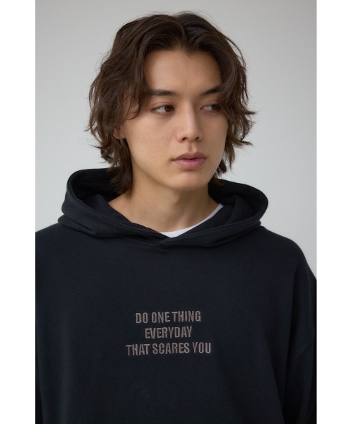 AZUL by moussy(アズールバイマウジー)の「スウェットプルオーバーパーカー(パーカー・メンズ・グリーン系その他2/ライトブラック/ブラック・MEDIUM/LARGE)」の4枚目の写真