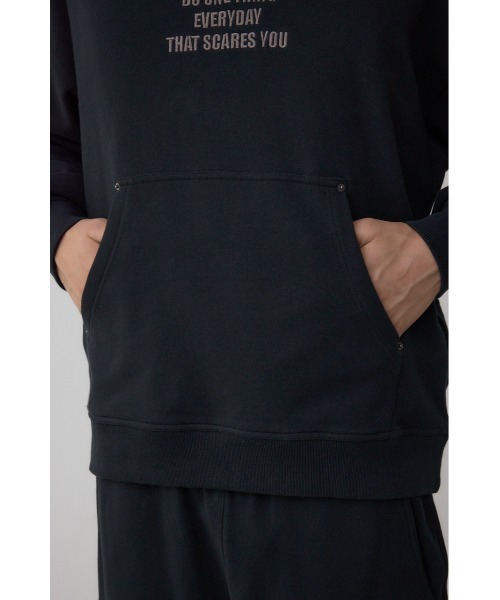 AZUL by moussy(アズールバイマウジー)の「スウェットプルオーバーパーカー(パーカー・メンズ・グリーン系その他2/ライトブラック/ブラック・MEDIUM/LARGE)」の14枚目の写真