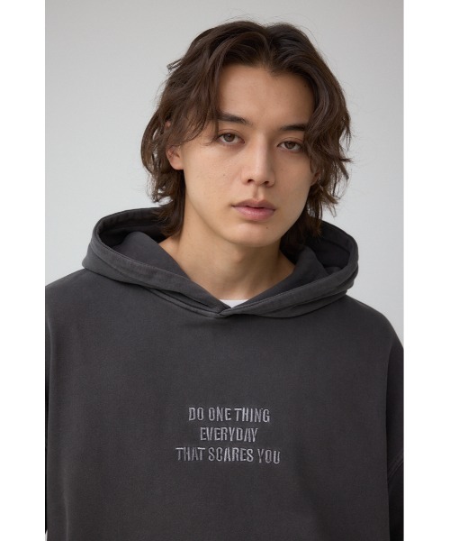 AZUL by moussy(アズールバイマウジー)の「スウェットプルオーバーパーカー(パーカー・メンズ・グリーン系その他2/ライトブラック/ブラック・MEDIUM/LARGE)」の16枚目の写真