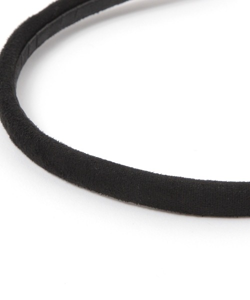 Elura（エルーラ）の「フェイクスエードカチューシャ（カチューシャ・レディース・ダークブラウン/ブラック・FREE）」の4枚目の写真