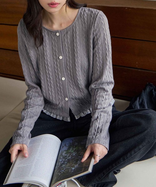 CHAN ME(チャンミ)の「裾レースケーブルカーディガン(カーディガン/ボレロ・レディース・グレー/ブラック・MEDIUM/LARGE/X-LARGE)」の3枚目の写真